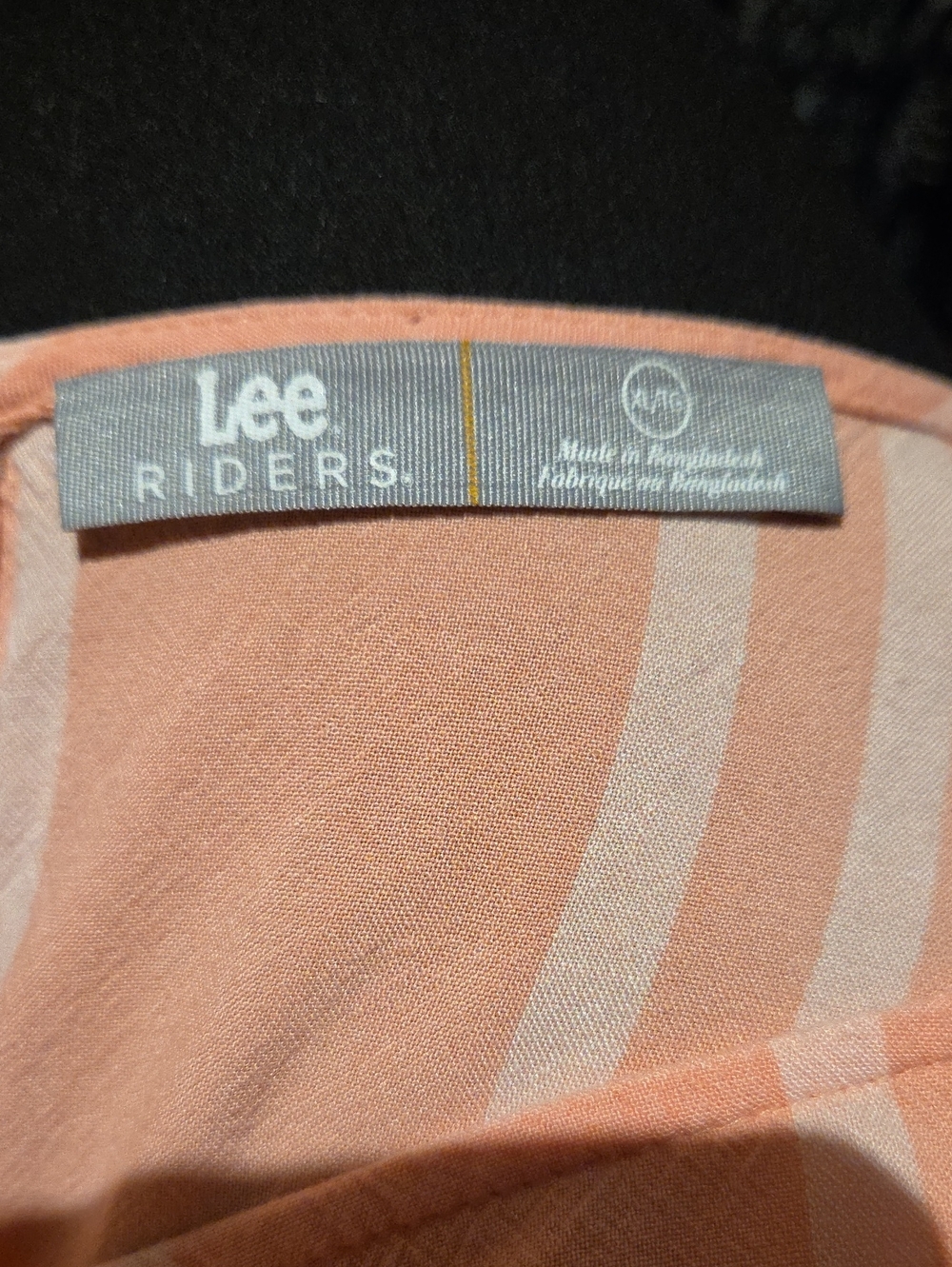 Size XL Riders by Lee Indigo Pink Striped Pintuck Popover Blouse - Picture 5 of 5